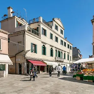 https://monolocale-la-mansarda.hotelslidodijesolo.com
